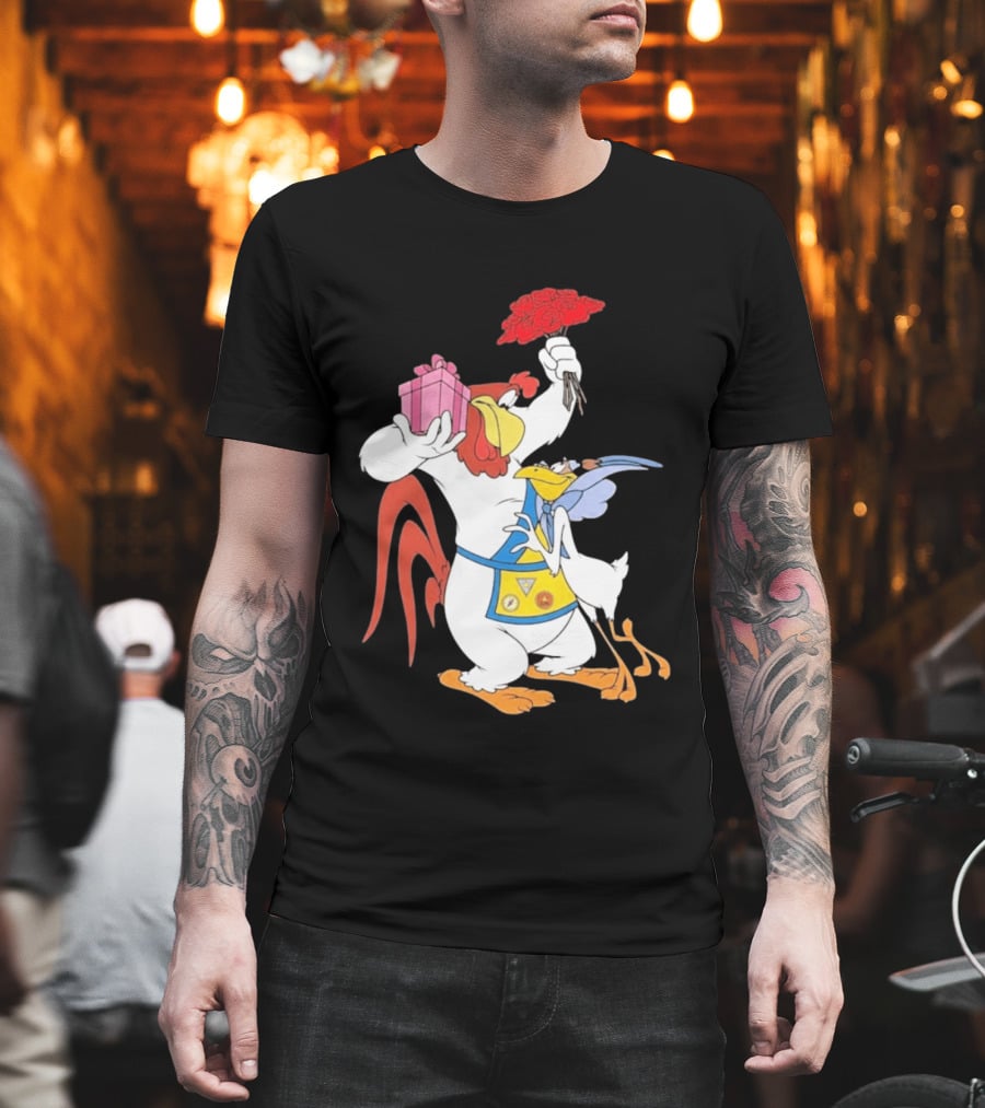 Foghorn Leghorn Miss Prissy Holding Roses And Gift Valentine Looney Tunes T-Shirt