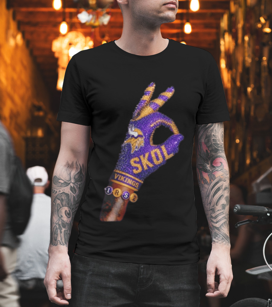 Minnesota Vikings Skol Isaiah Rodgers Iceman Glove T-Shirt