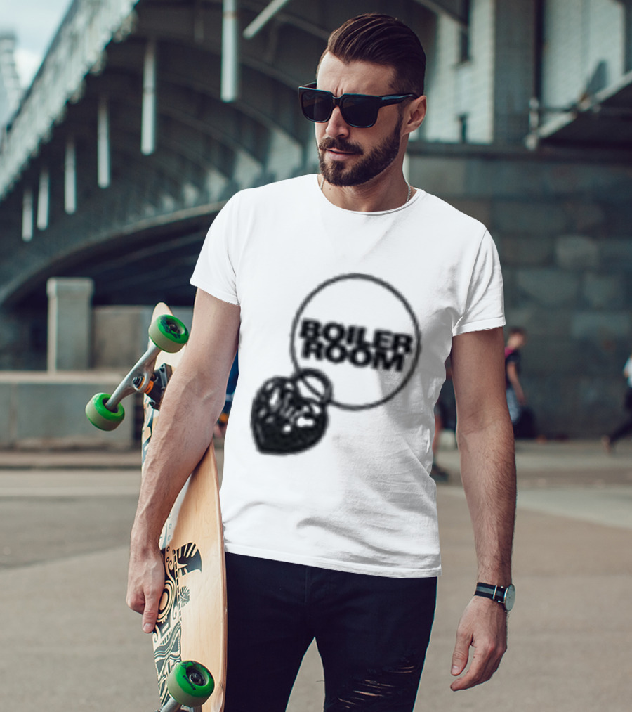 Paris Lovers Boiler Room Heart Lock T-Shirt