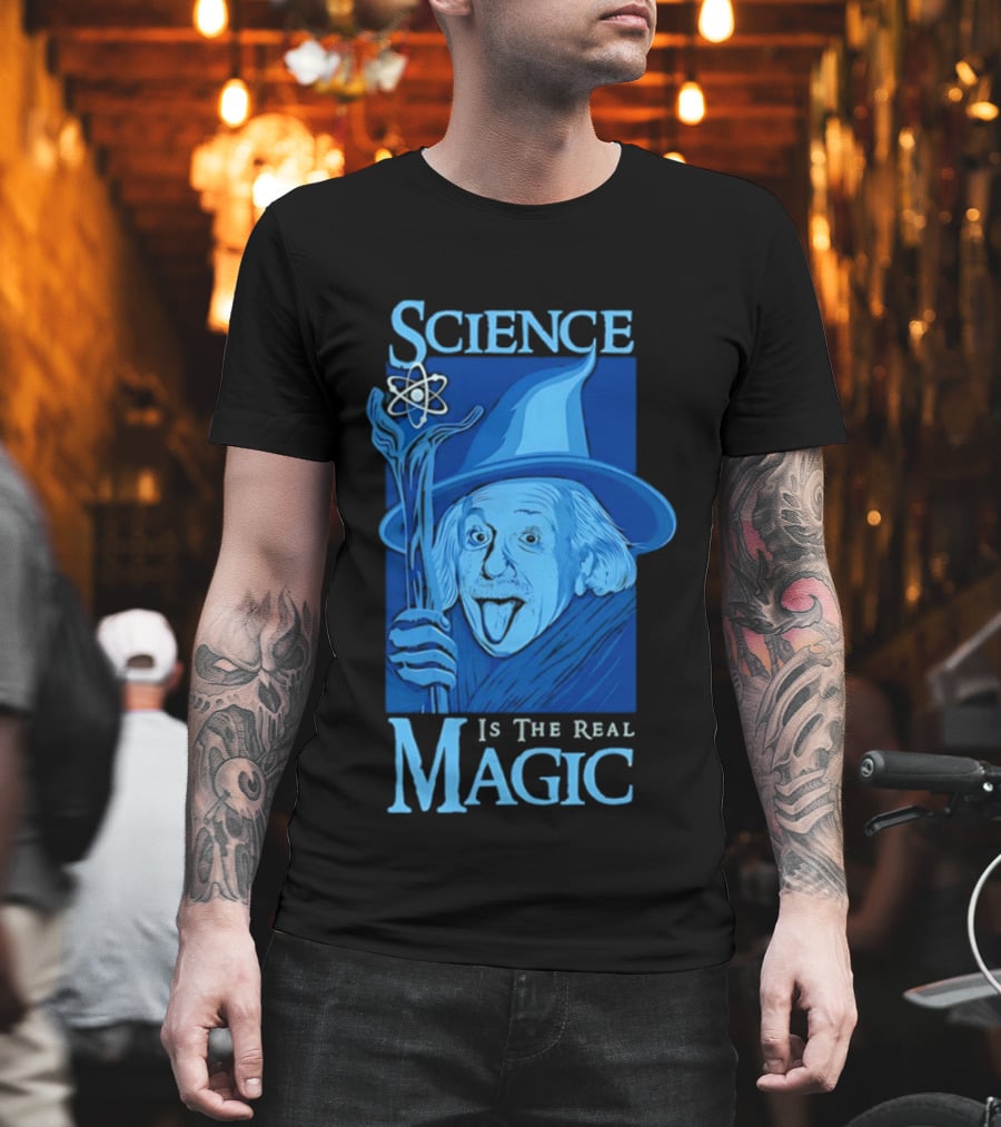 Science Is The Real Magic Einstein Wizard Motif T-Shirt