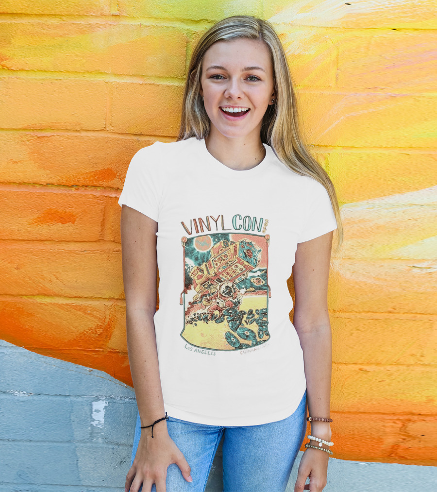 VinylCon 2026 Los Angeles August 22 23 Astronaut Carrying Boom Box With Flying Records Event T-Shirt
