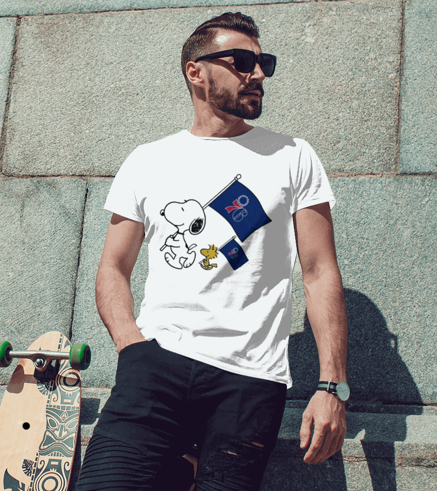 NBA Philadelphia 76ers Snoopy Woodstock Flag Peanuts Basketball T-Shirt