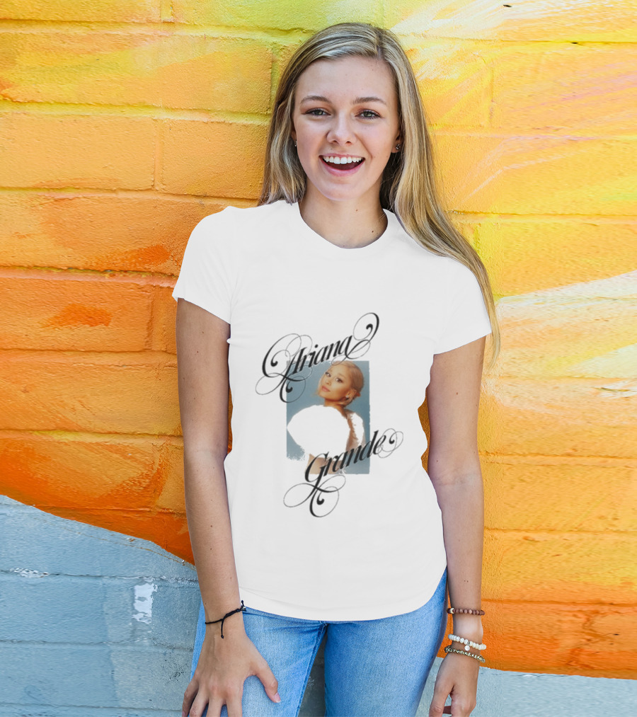 Ariana Grande Vintage Inspired Photo Aesthetic T-Shirt