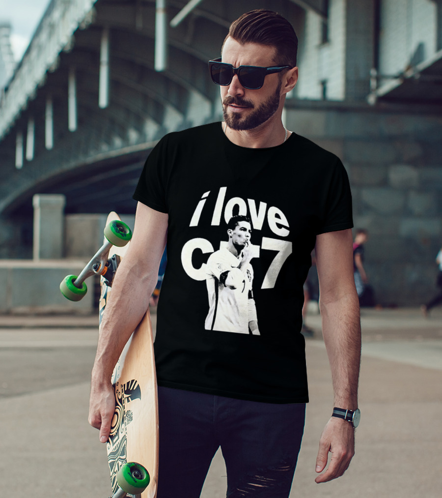 Cristiano Ronaldo I Love CR7 Image Al Nassr GOAT T-Shirt