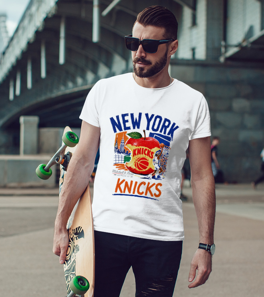 New York Knicks Mitchell & Ness Nostalgia Co Concrete Apple Basketball Scene T-Shirt