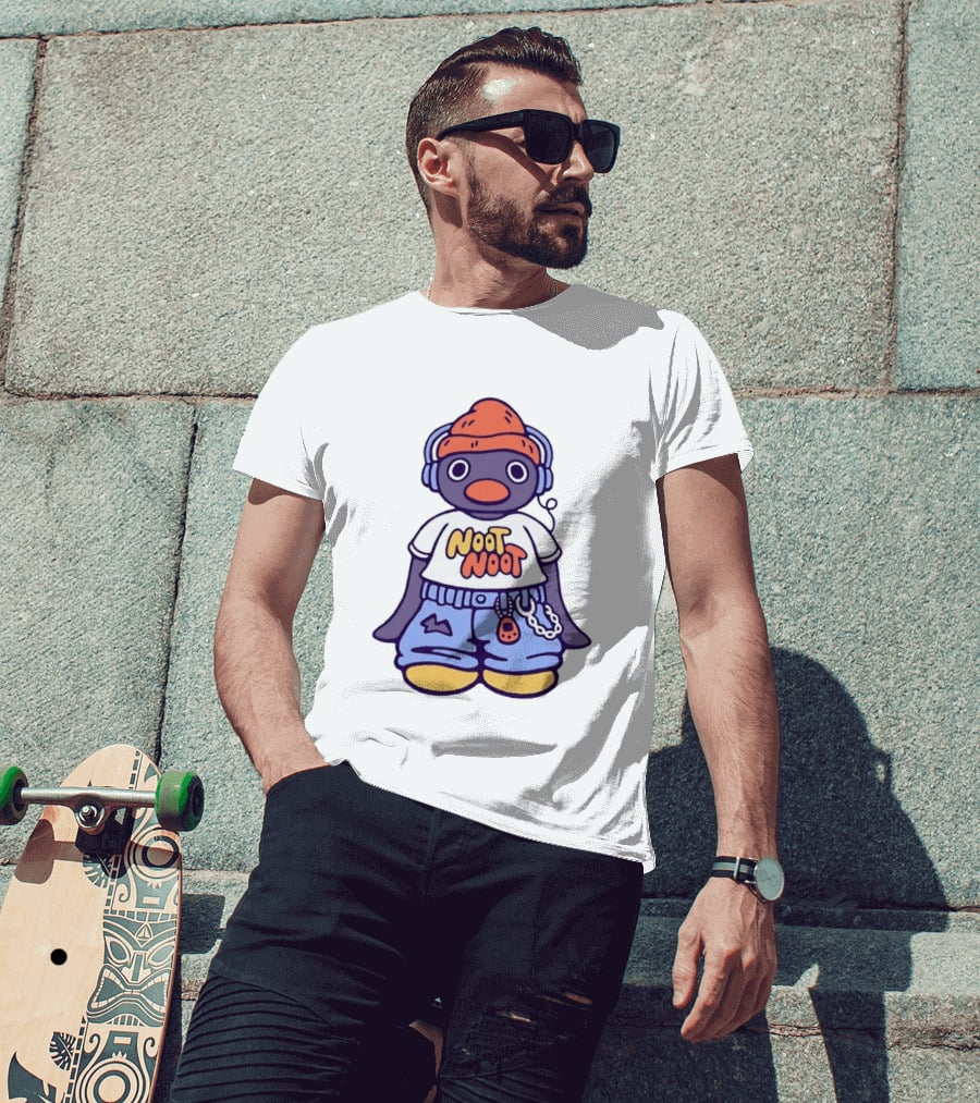 Noot Noot Pingu Penguin With Headphones And Beanie T-Shirt