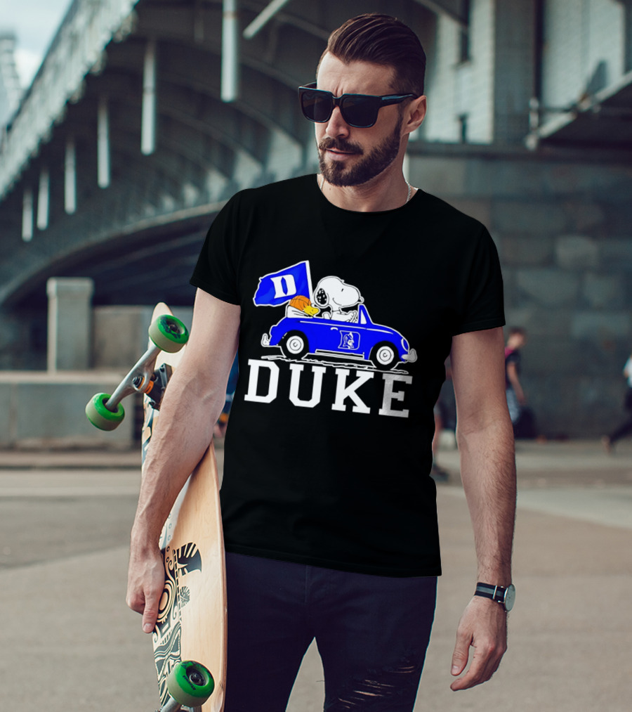 Snoopy And Woodstock Driving Duke Blue Car With Duke Blue Devils Flag T-Shirt