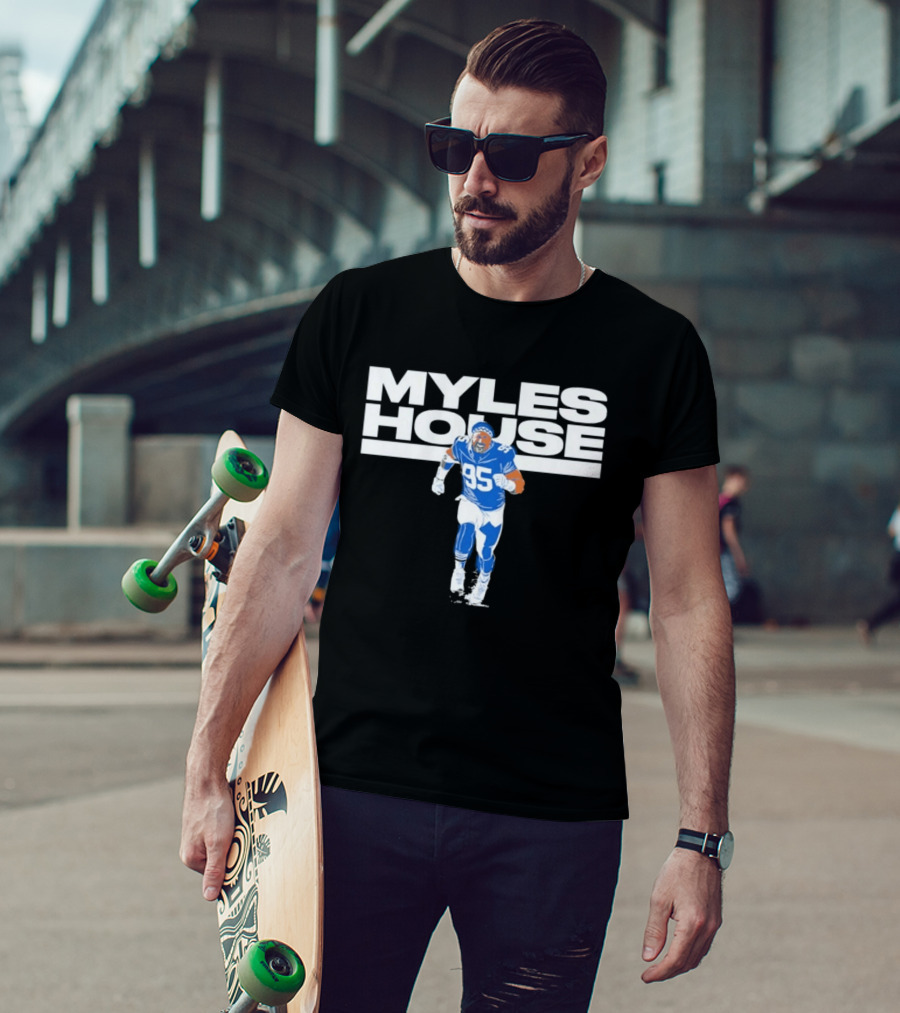 Cleveland Browns Myles House 95 Myles Garrett NFLPA T-Shirt