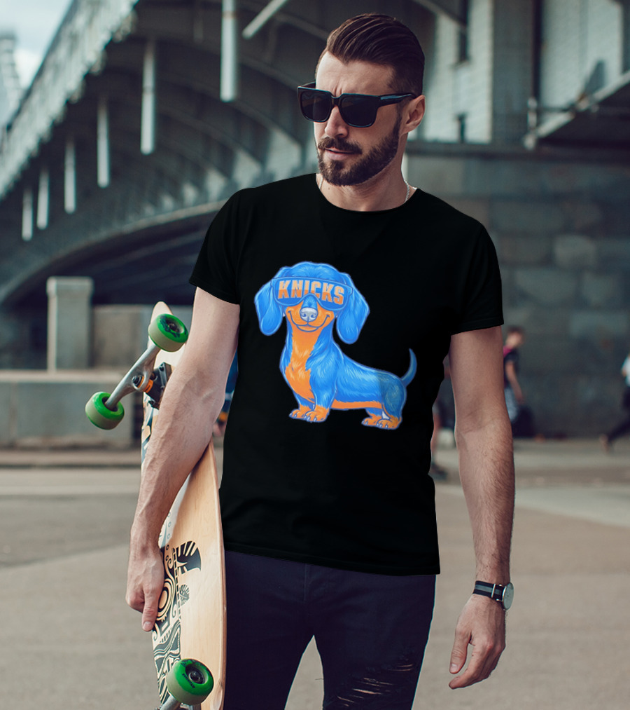Knicks Dachshund Dog Cartoon Glasses T-Shirt