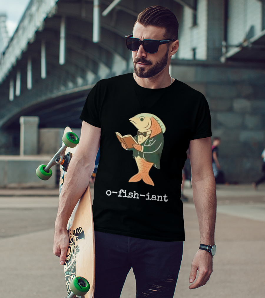 O Fish Iant Reading Fish In Tuxedo Nature Humor T-Shirt