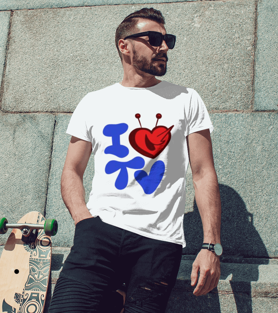 I Love TV Blue Red Heart Antenna T-Shirt