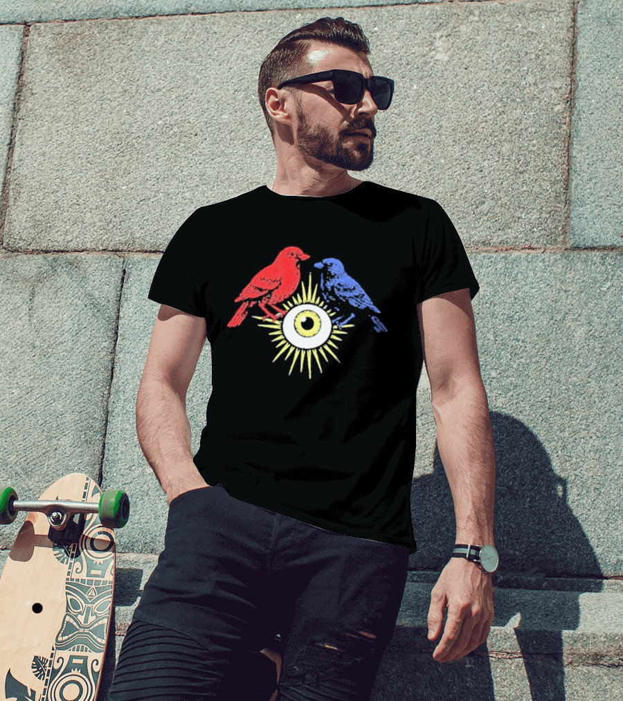 Upchurch Creeker III Red Blue Birds Sun Eye Motif T-Shirt