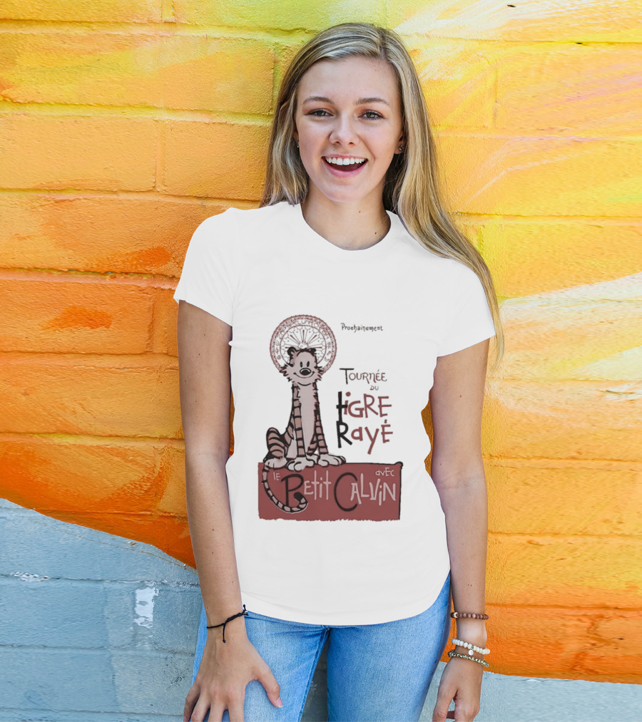 Tournée Du Tigre Raye Le Petit Calvin Avec Hobbes T-Shirt