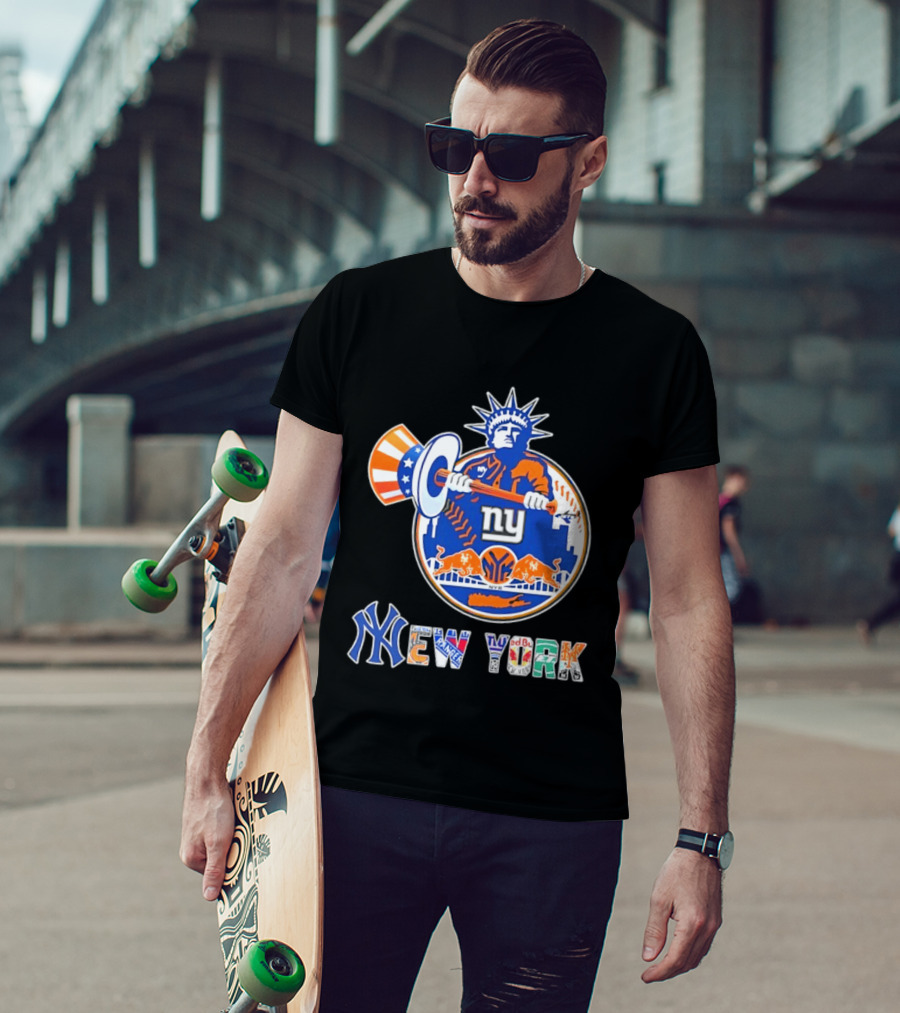 New York Liberty Skyline Sports Teams Knicks Mets Yankees T-Shirt