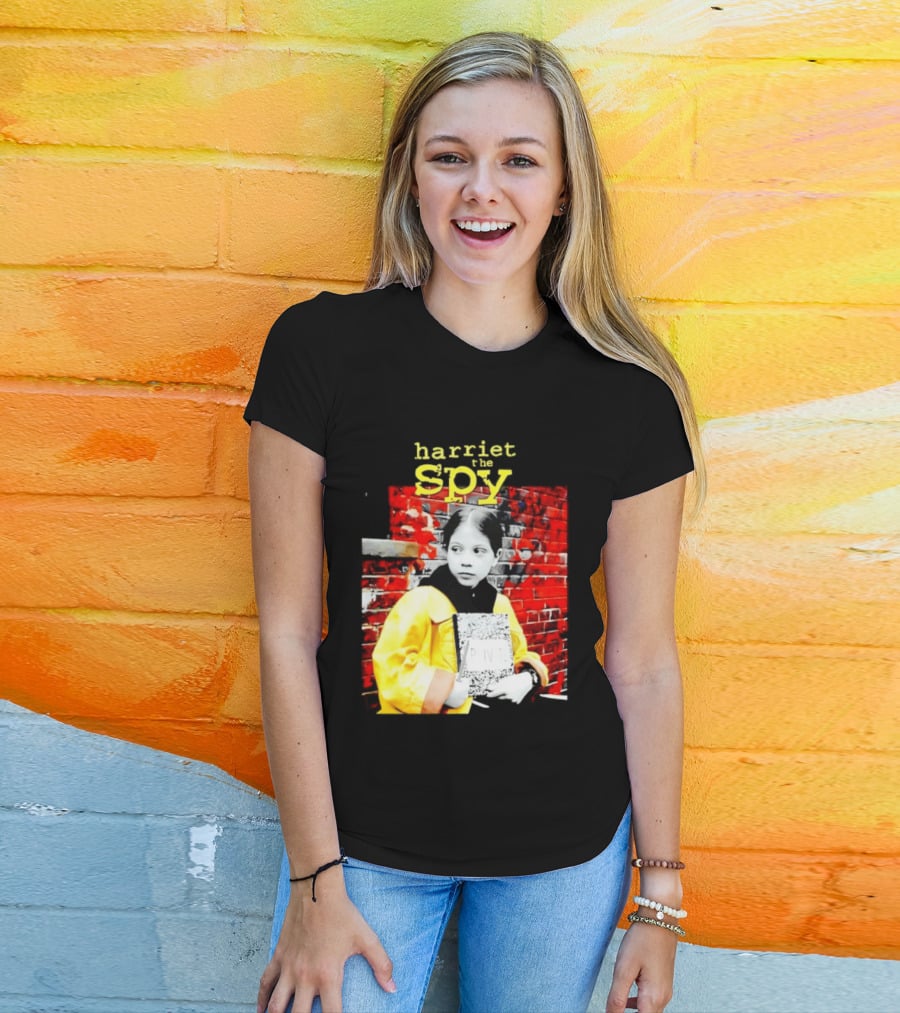Harriet The Spy Michelle Trachtenberg Classic Yellow Raincoat Notepad T-Shirt