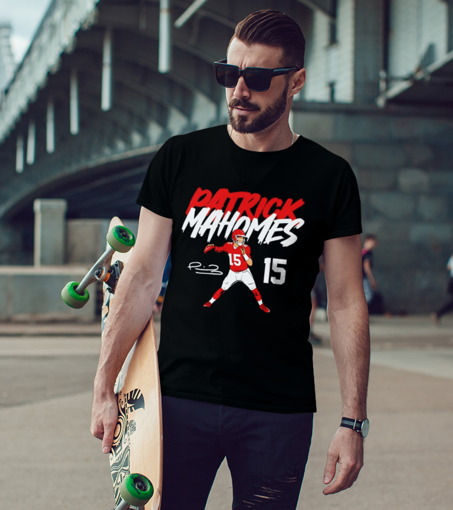 Patrick Mahomes 15 KC Chiefs Signature Pose 2026 Star T-Shirt