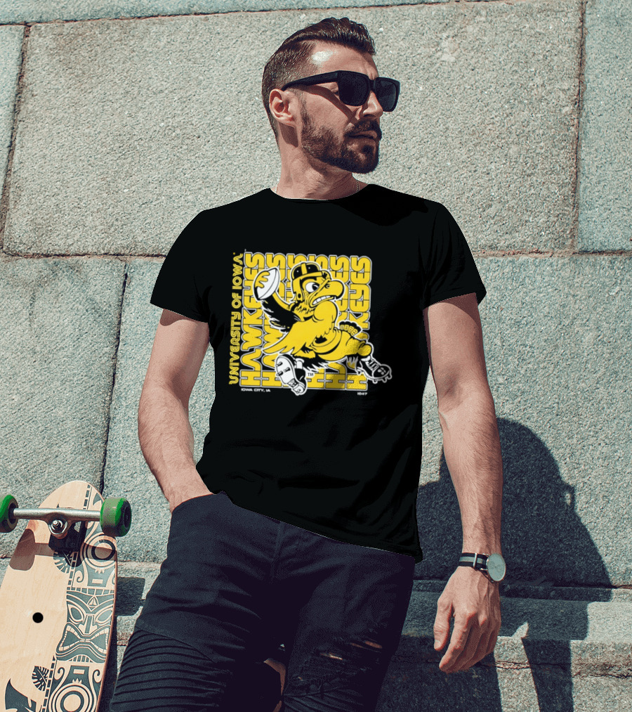 University Of Iowa Hawkeyes Mascot Iowa City Retro 1847 T-Shirt