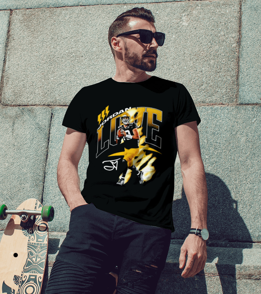 Jordan Love Green Bay Packers 10 Football Star Player Number 10 T-Shirt