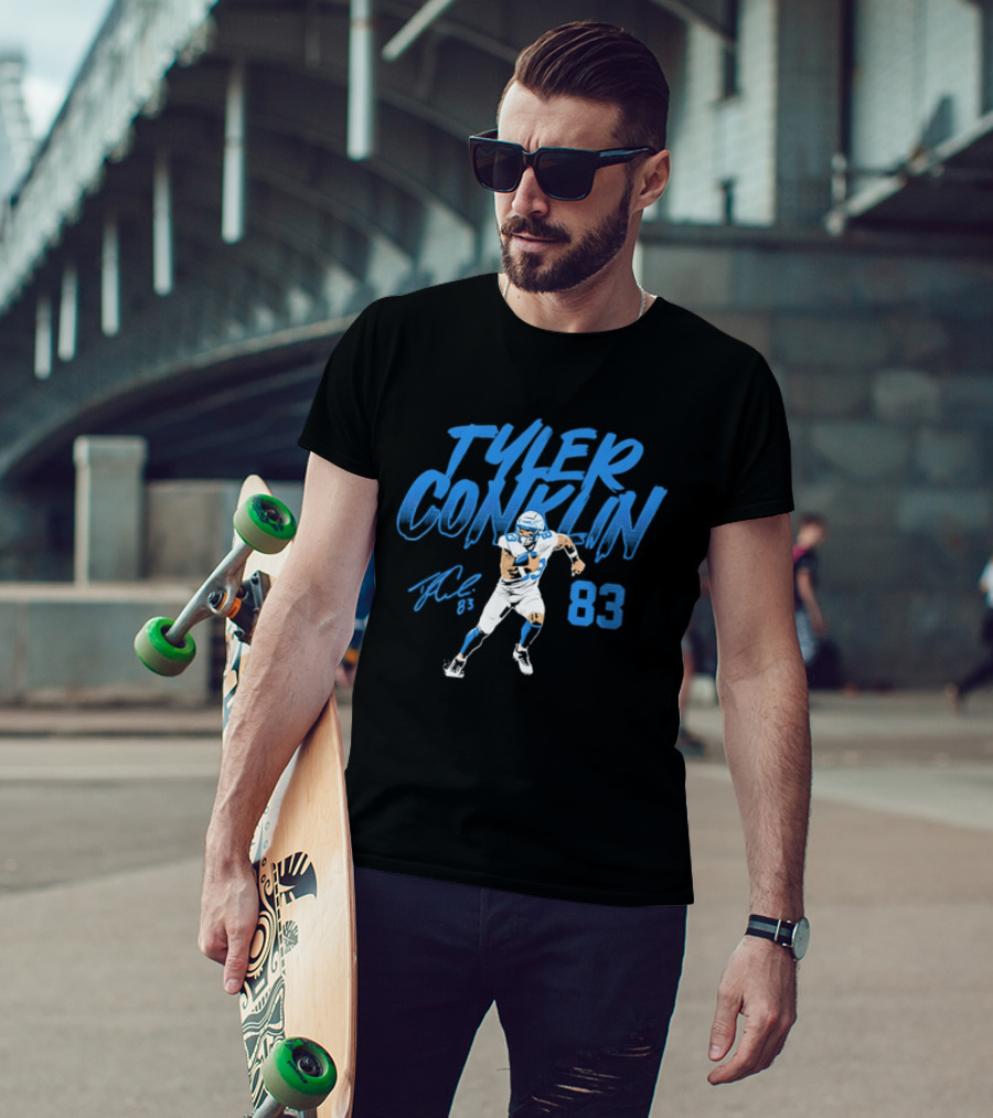 TYLER CONKLIN 83 Detroit Lions Dynamic Pose T-Shirt