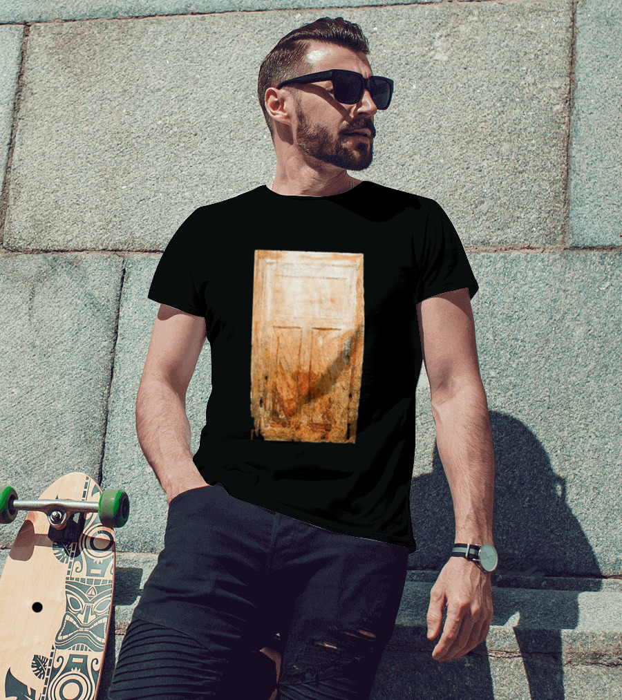 Insidious 5 Cast And Crew Vintage Door T-Shirt