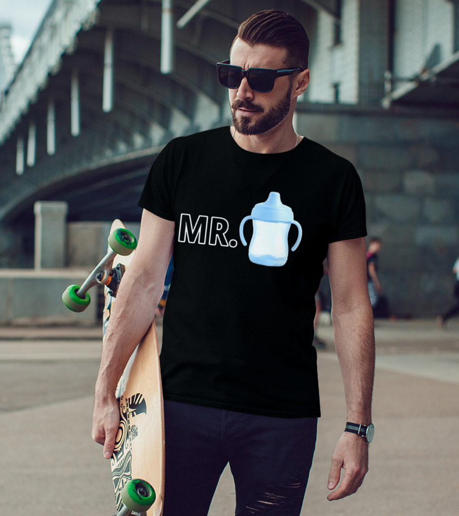Mr. Sippy Baby Sippy Cup קרt T-Shirt