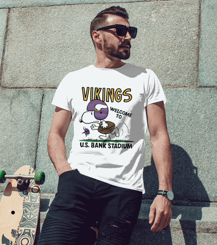 Minnesota Vikings Snoopy Welcome To U.S. Bank Stadium Peanuts Collaboration T-Shirt
