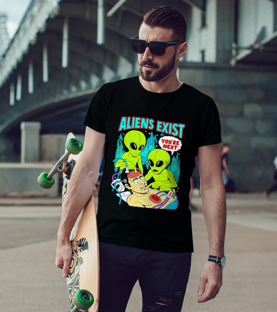Aliens Exist You Are Next Green Alien Abduction Teen Hearts T-Shirt