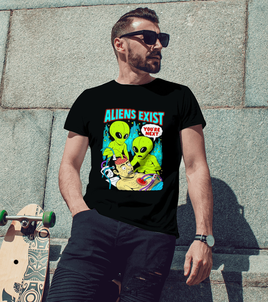 Aliens Exist You Are Next Green Alien Abduction Teen Hearts T-Shirt