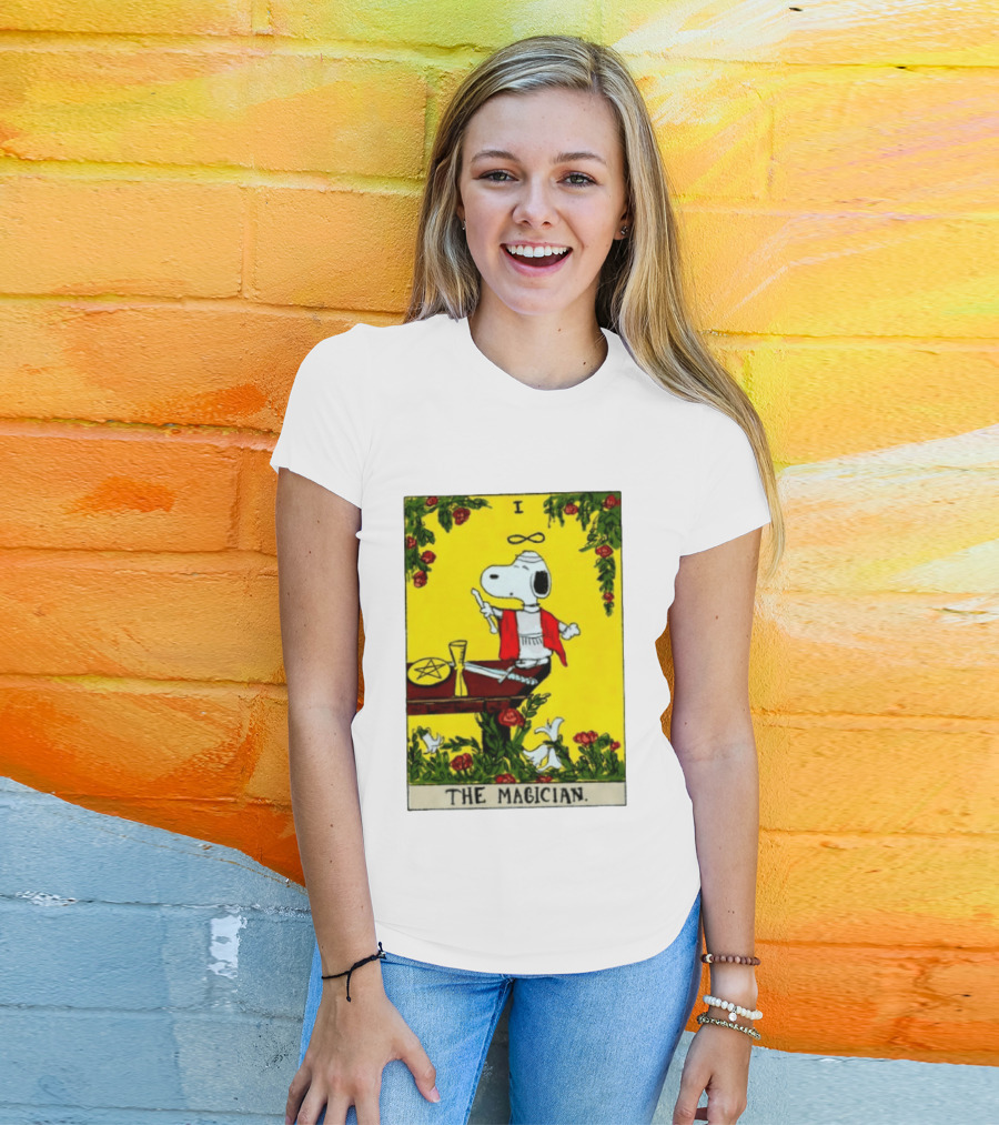 Snoopy Peanuts The Magician Tarot Card T-Shirt