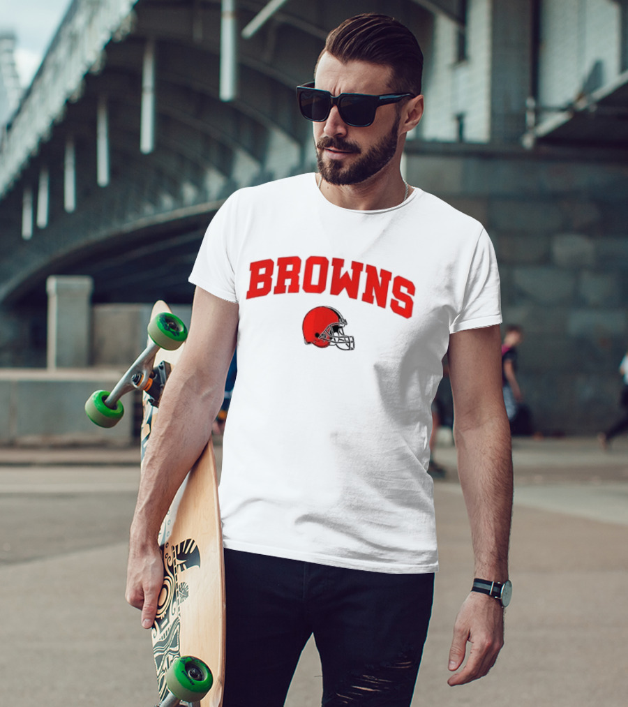 Cleveland Browns 2026 Season This Gardener Loves The Browns Helmet Football T-Shirt