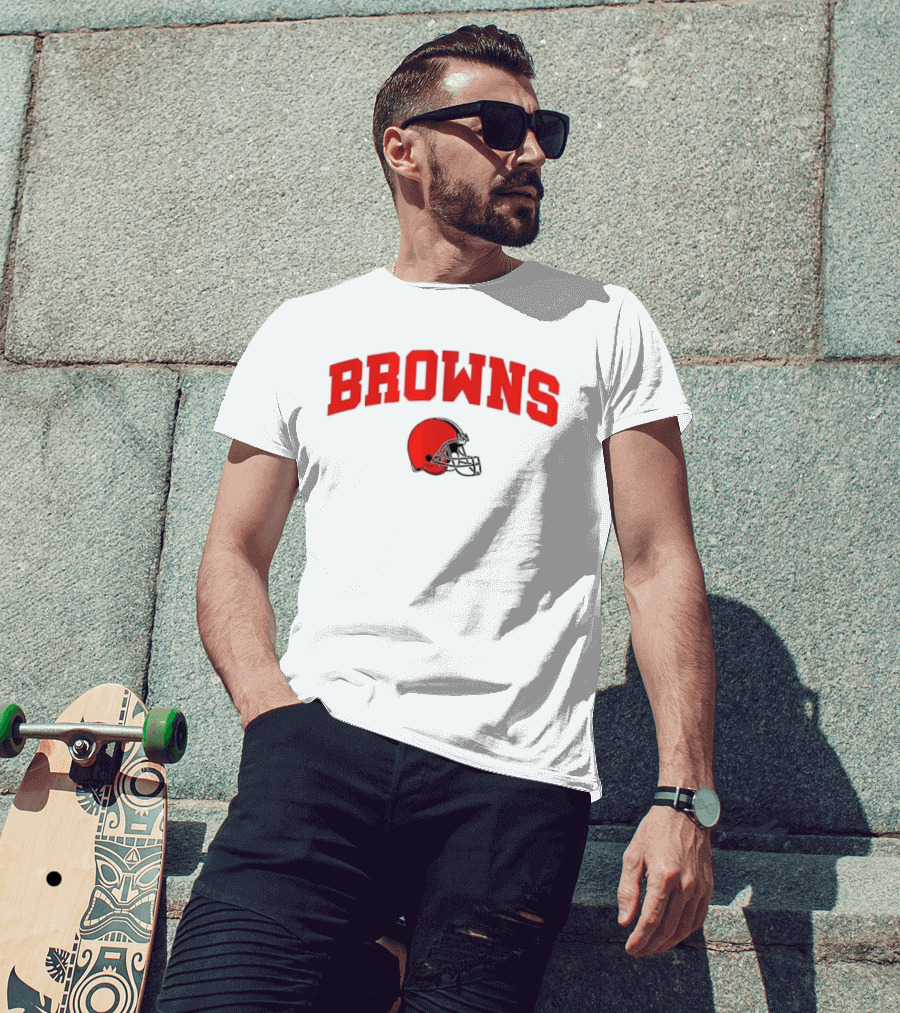Cleveland Browns 2026 Season This Gardener Loves The Browns Helmet Football T-Shirt