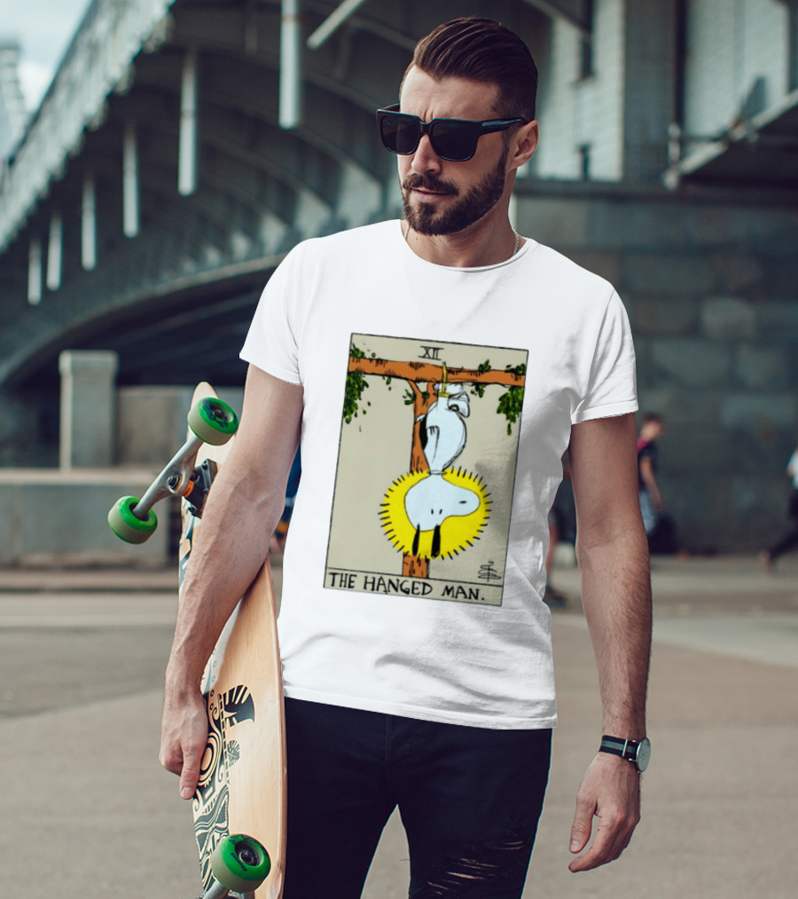 Snoopy The Hanged Man Tarot Card XII Peanuts T-Shirt