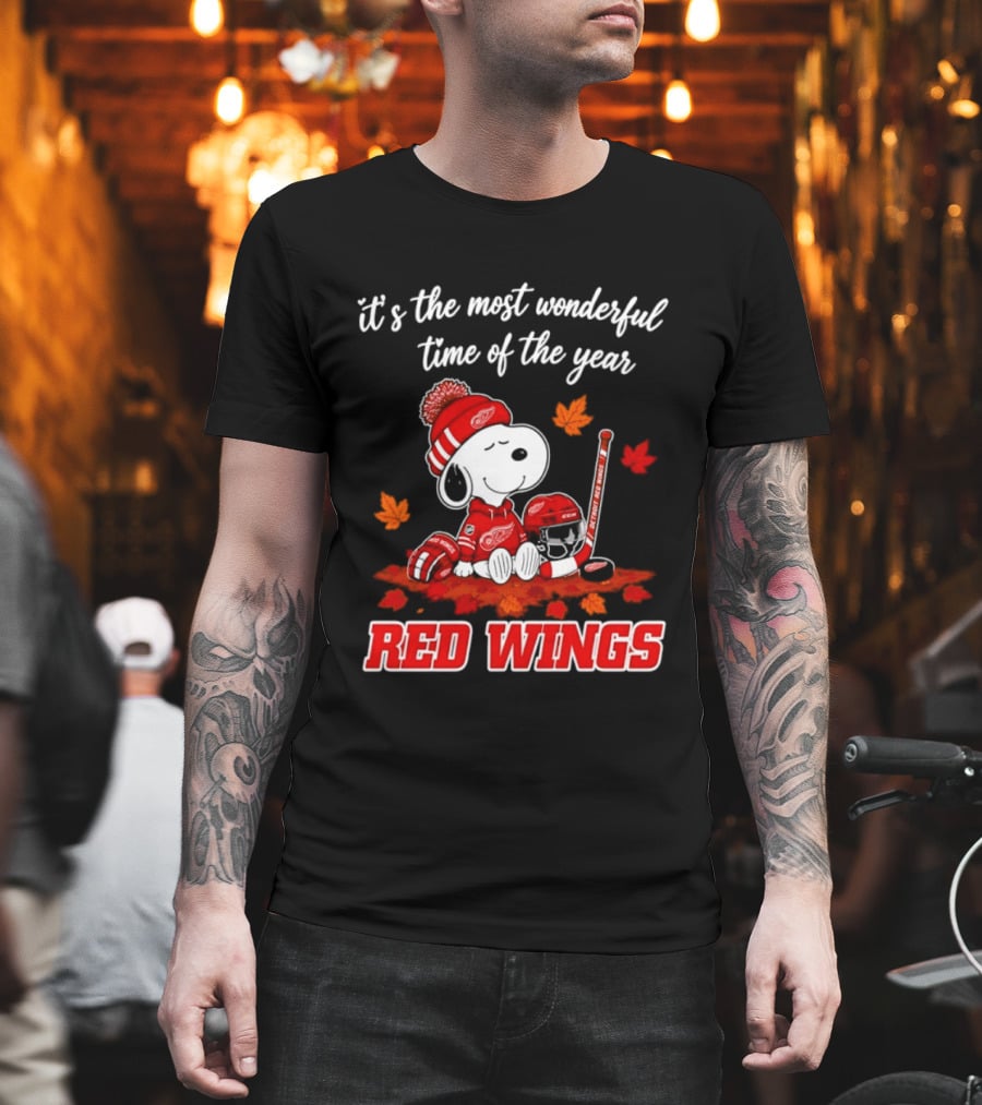 It's The Most Wonderful Time Of The Year Detroit Red Wings Snoopy Halloween 2026 T-Shirt