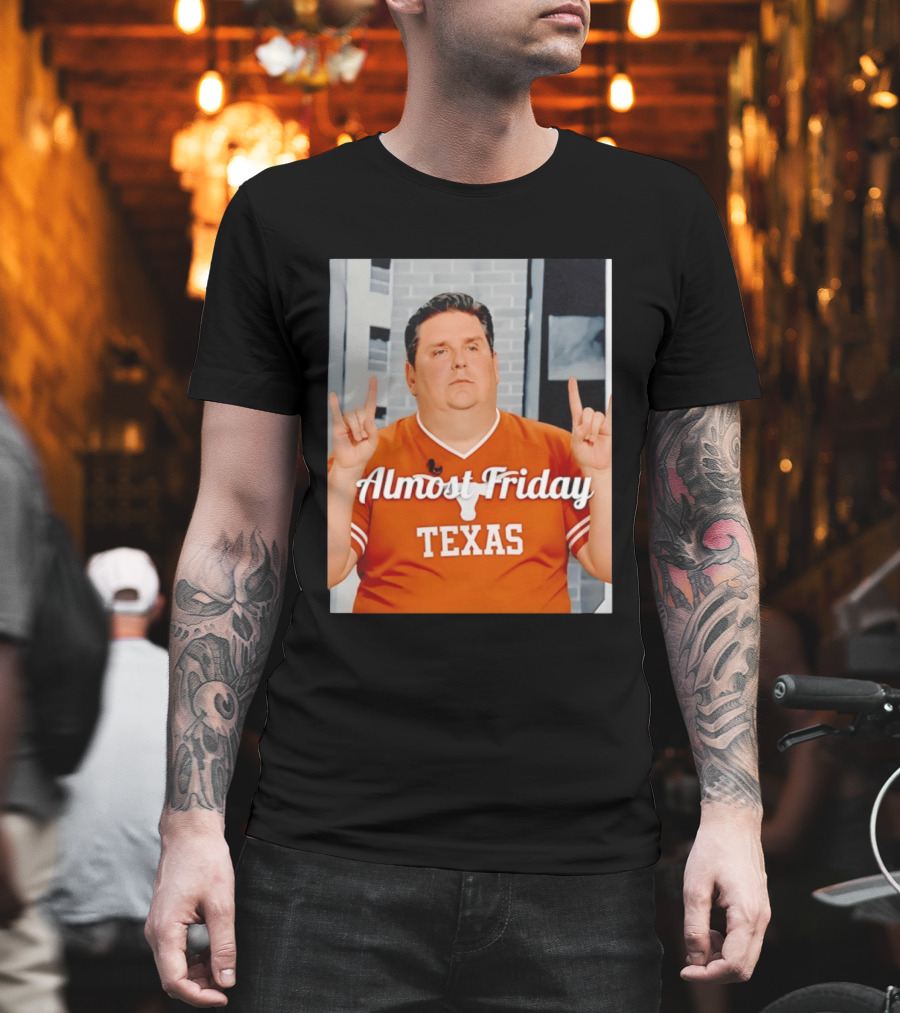 Almost Friday Texas Longhorn Hook 'EM T-Shirt