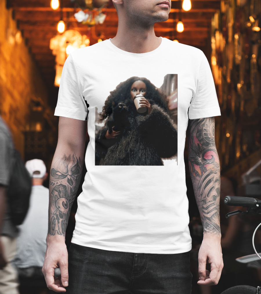 Diana's Cat Club Fashionable Coffee Moment With Furry Coat And Black Cat T-Shirt