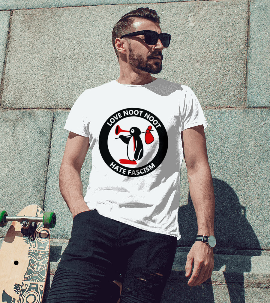 Love Noot Noot Hate Fascism Penguin Carrying Red Bag T-Shirt