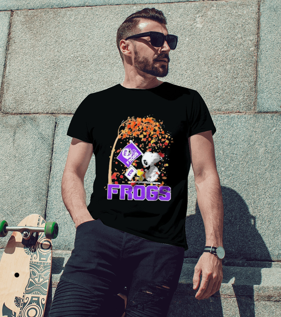 TCU Horned Frogs Snoopy Peanuts Fall Leaves T-Shirt