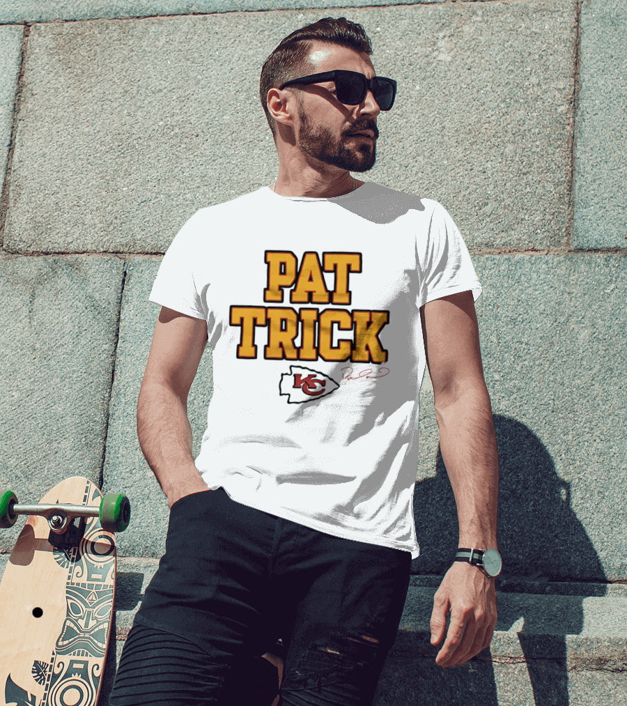 Pat Trick Kansas City Chiefs Patrick Mahomes KC Signature T-Shirt