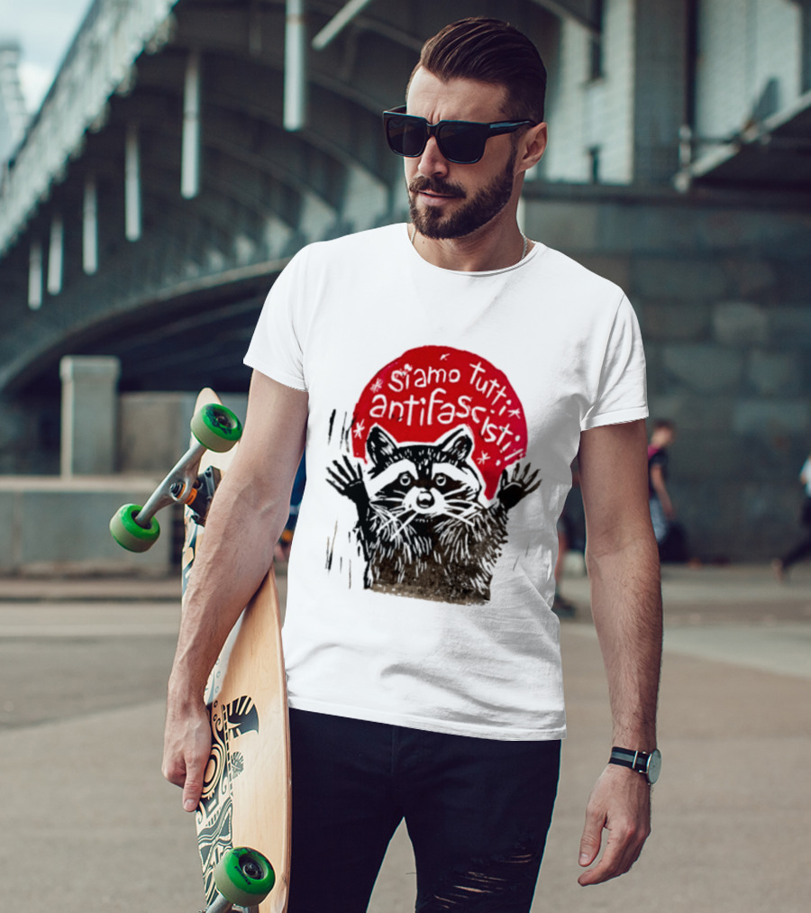 Siamo Tutti Antifascisti Raccoon Image T-Shirt