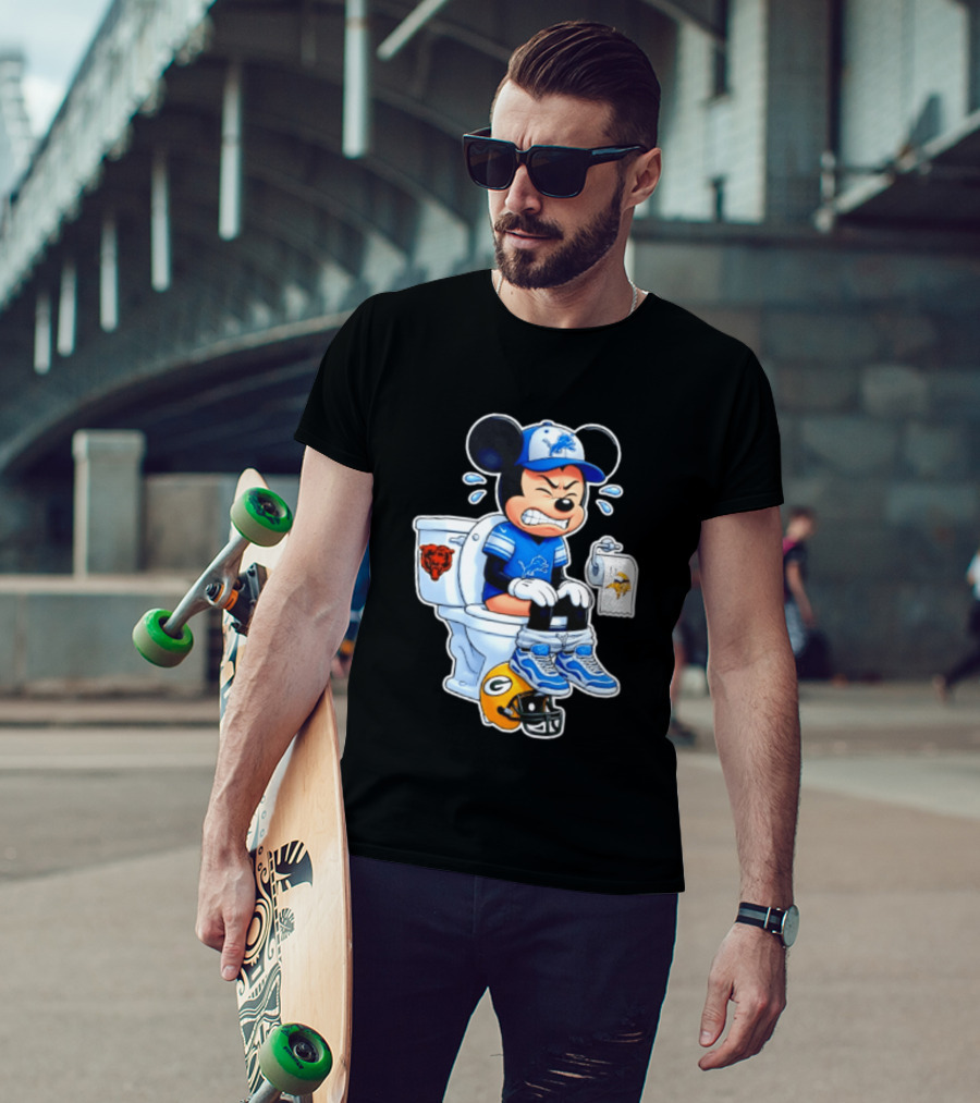 Detroit Lions Mickey Toilet Beating Bears Vikings Packers Football T-Shirt