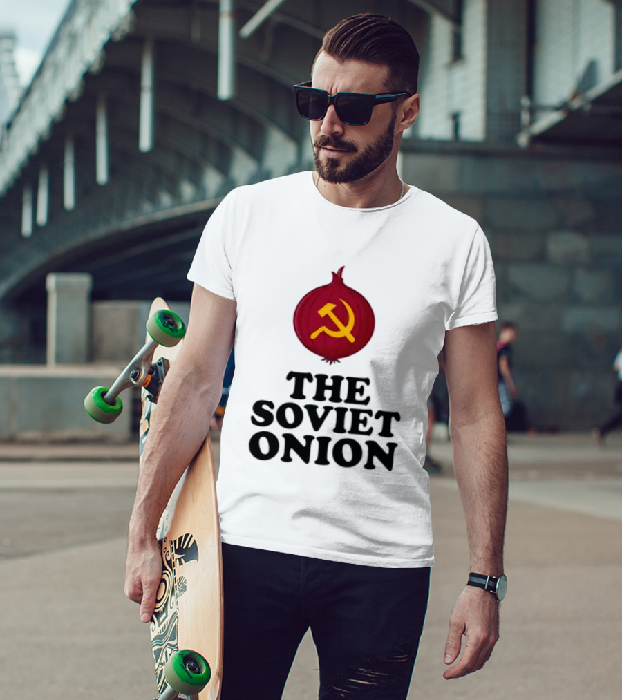 The Soviet Onion Communism USSR Pun Political Humor Hammer Sickle T-Shirt