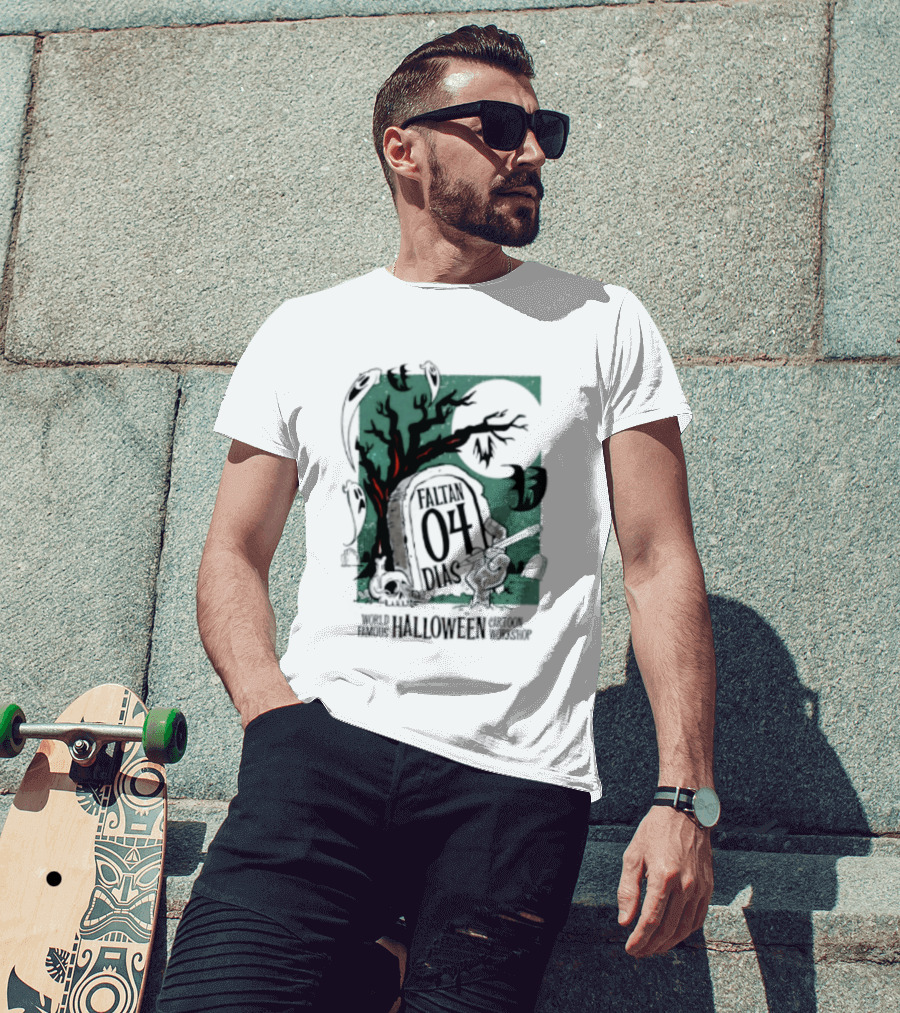 Faltan 04 Dias World Famous Halloween Cartoon Workshop Spooky Tree And Bats T-Shirt