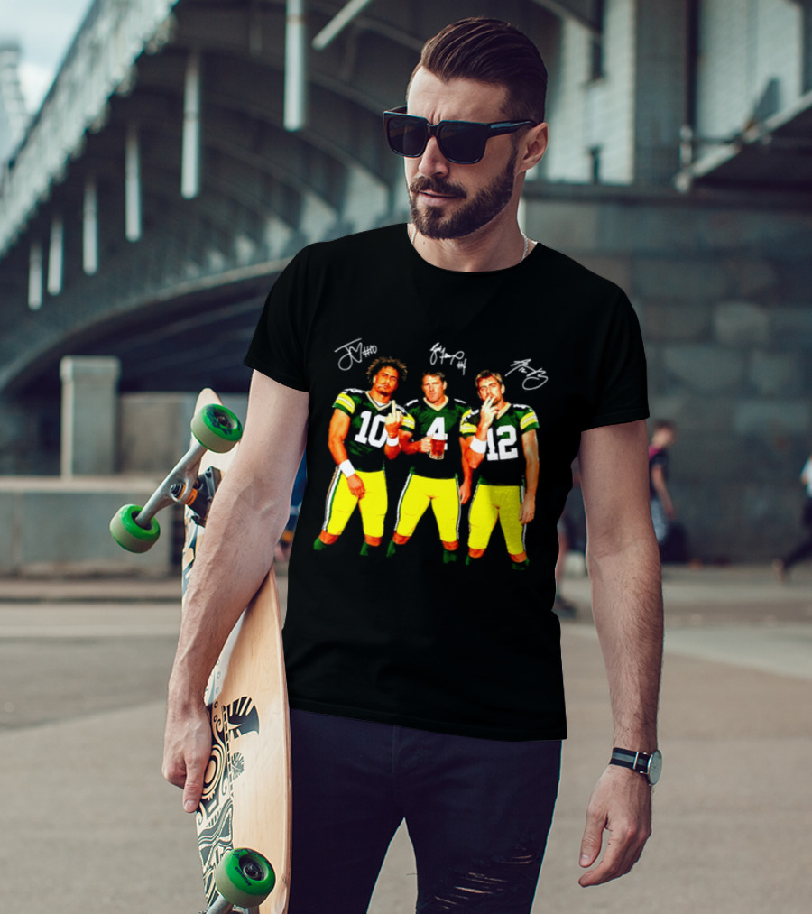 Brett Favre Aaron Rodgers Jordan Love Green Bay Packers Middle Finger Beer Smoking Signatures T-Shirt