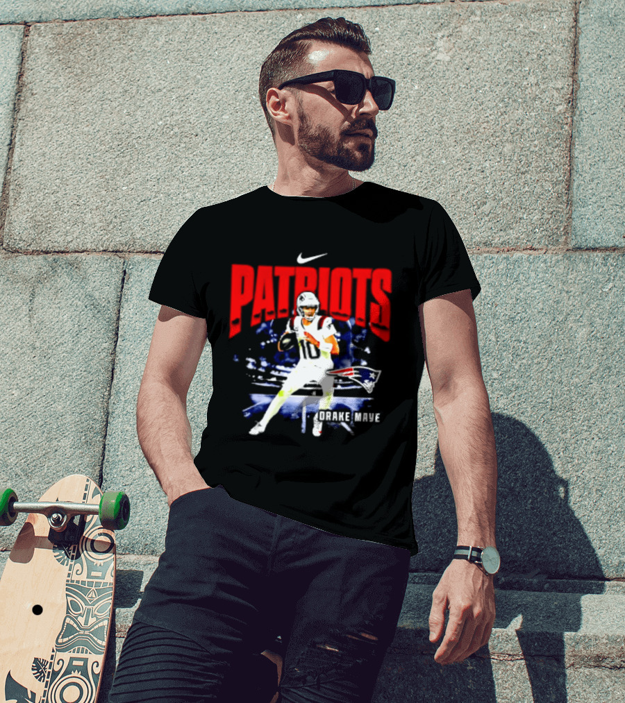 Nike Patriots Drake Maye Football Player Max90 T-Shirt