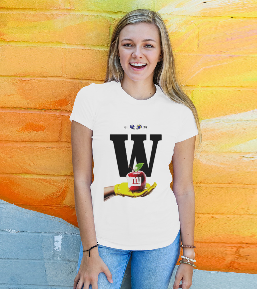 Los Angeles Rams W Over New York Giants Big Apple Victory T-Shirt