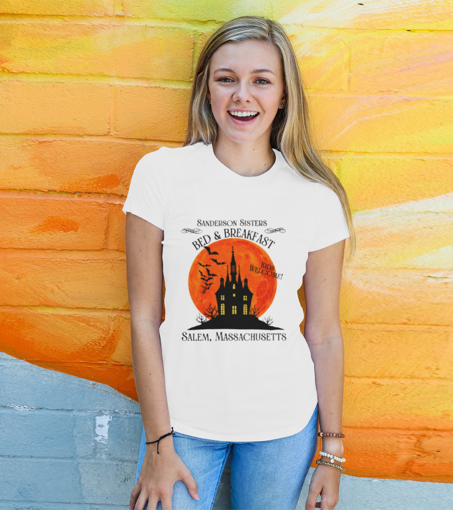 Sanderson Sisters Bed And Breakfast Kids Welcome Salem Massachusetts Halloween Bats Haunted House T-Shirt
