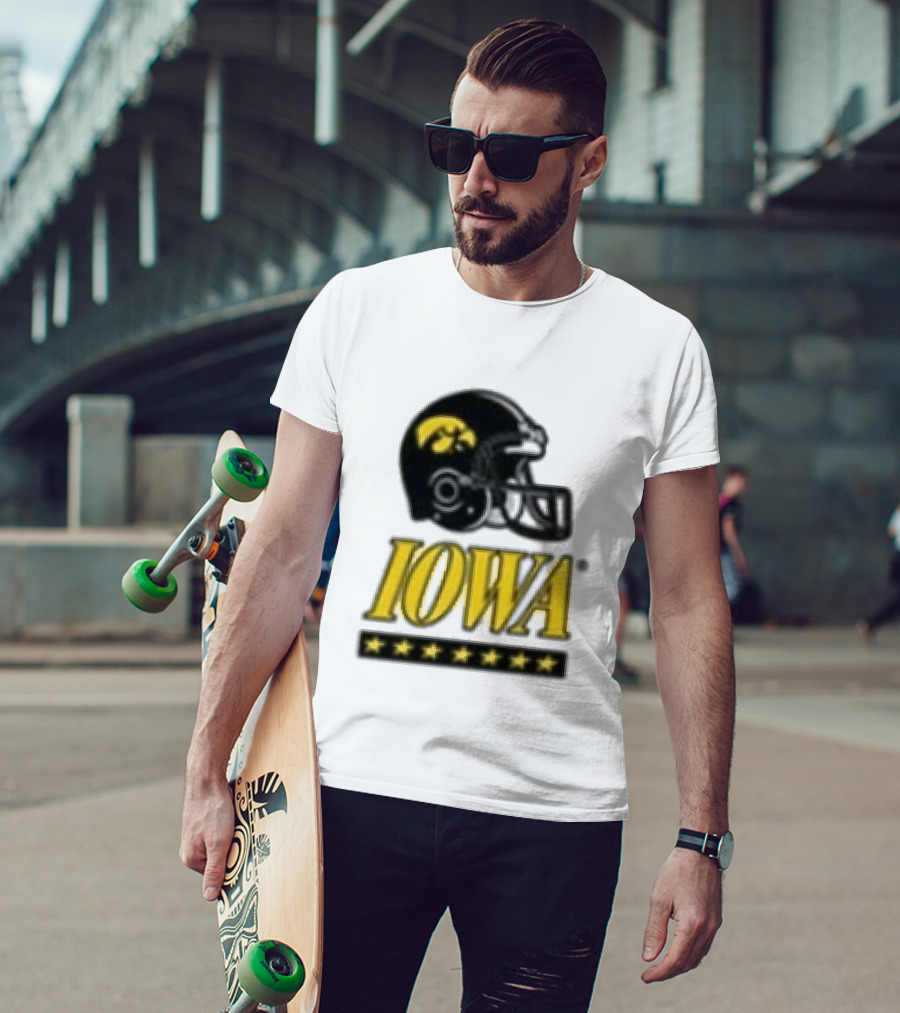 Iowa Hawkeyes Helmet 2026 ESPN College Gameday Runner T-Shirt