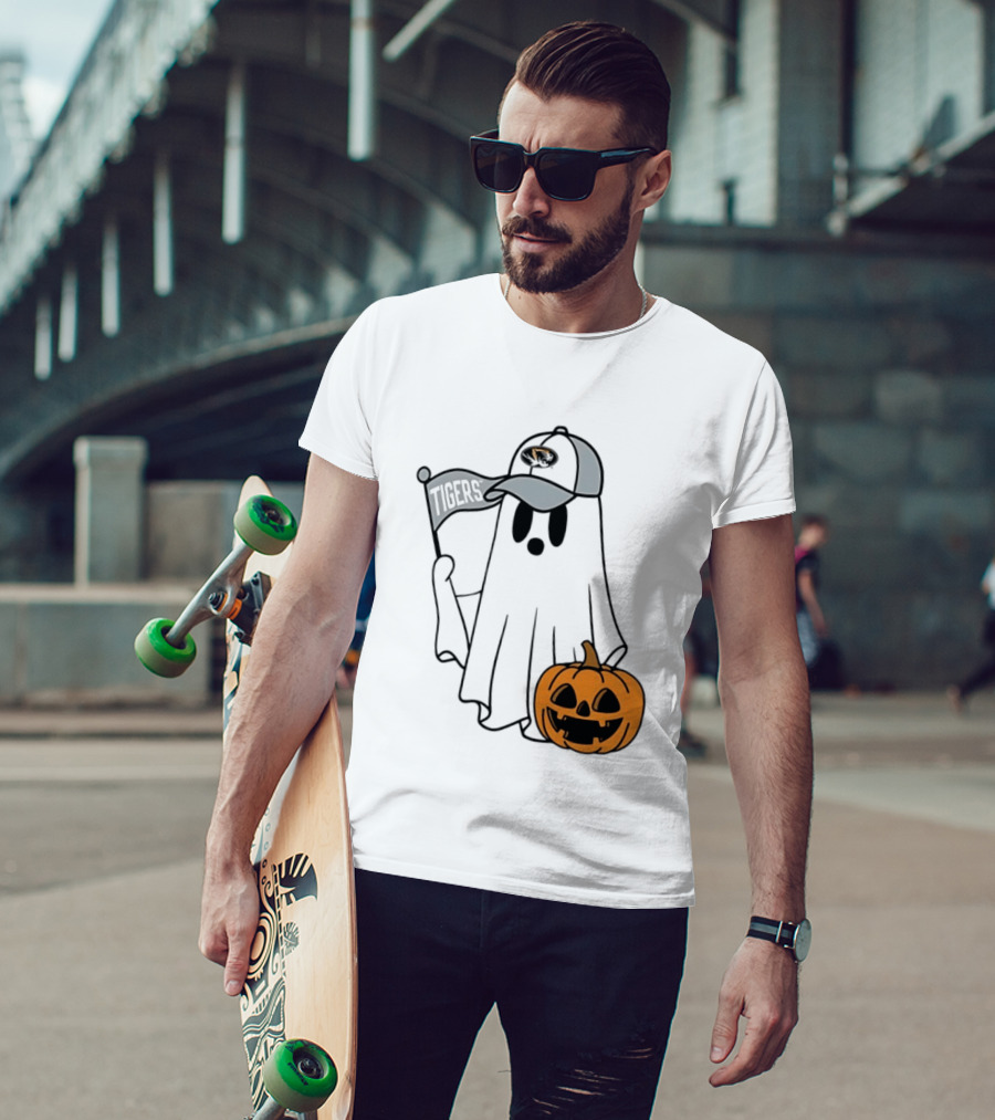 Missouri Tigers Halloween Ghost Pumpkin 2026 T-Shirt