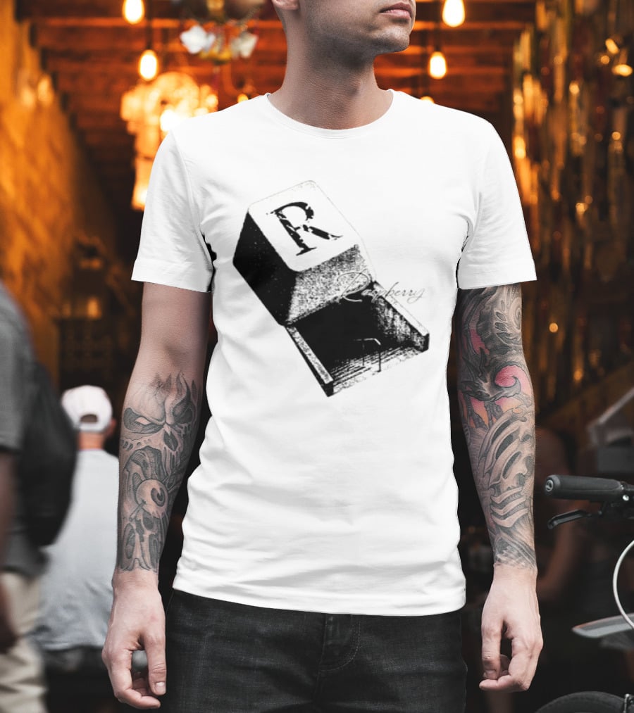 R Raspberry Minimalist Keyboard Key Block T-Shirt
