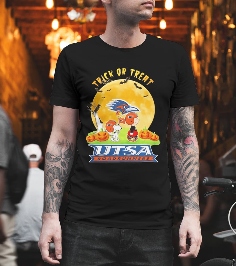 UTSA Roadrunners Peanuts Trick Or Treat Halloween 2026 Abbey Road T-Shirt